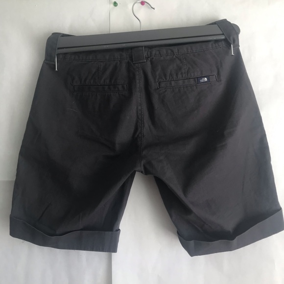 The North Face gray shorts size 4 - Picture 4 of 5
